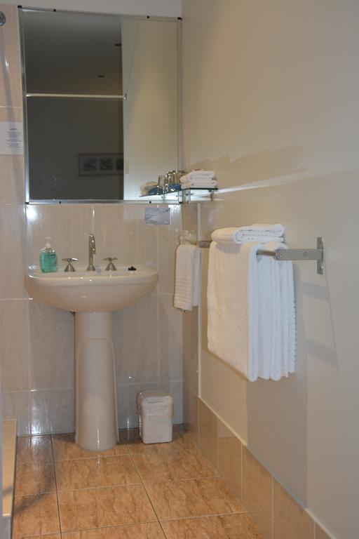 Beachhouse Bed And Breakfast Redcliffe Δωμάτιο φωτογραφία